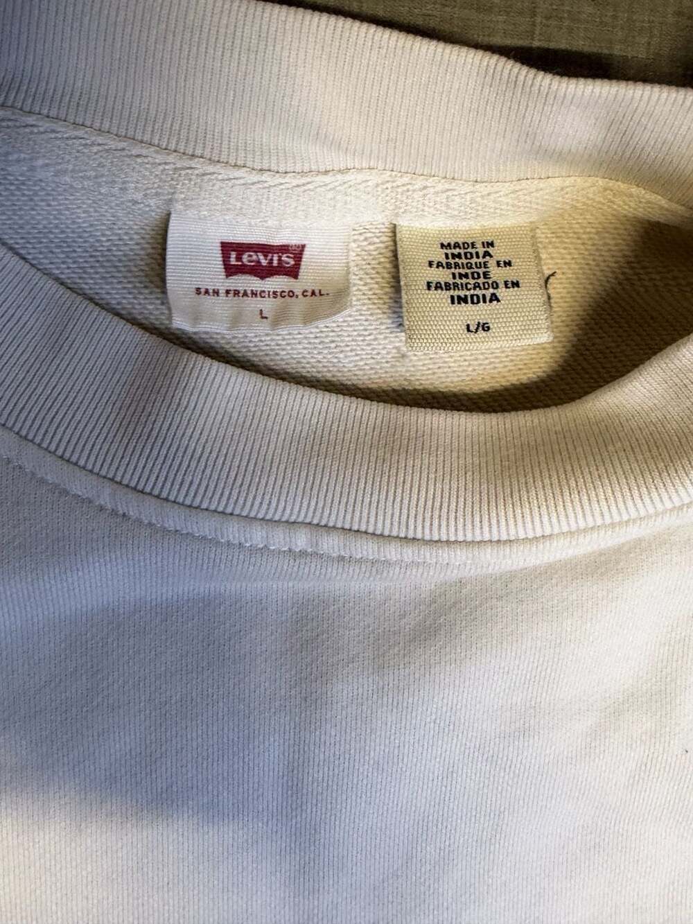 Levi's Embroidered Logo Crewneck Sweatshirt Cream Size L - Picture 6 of 7